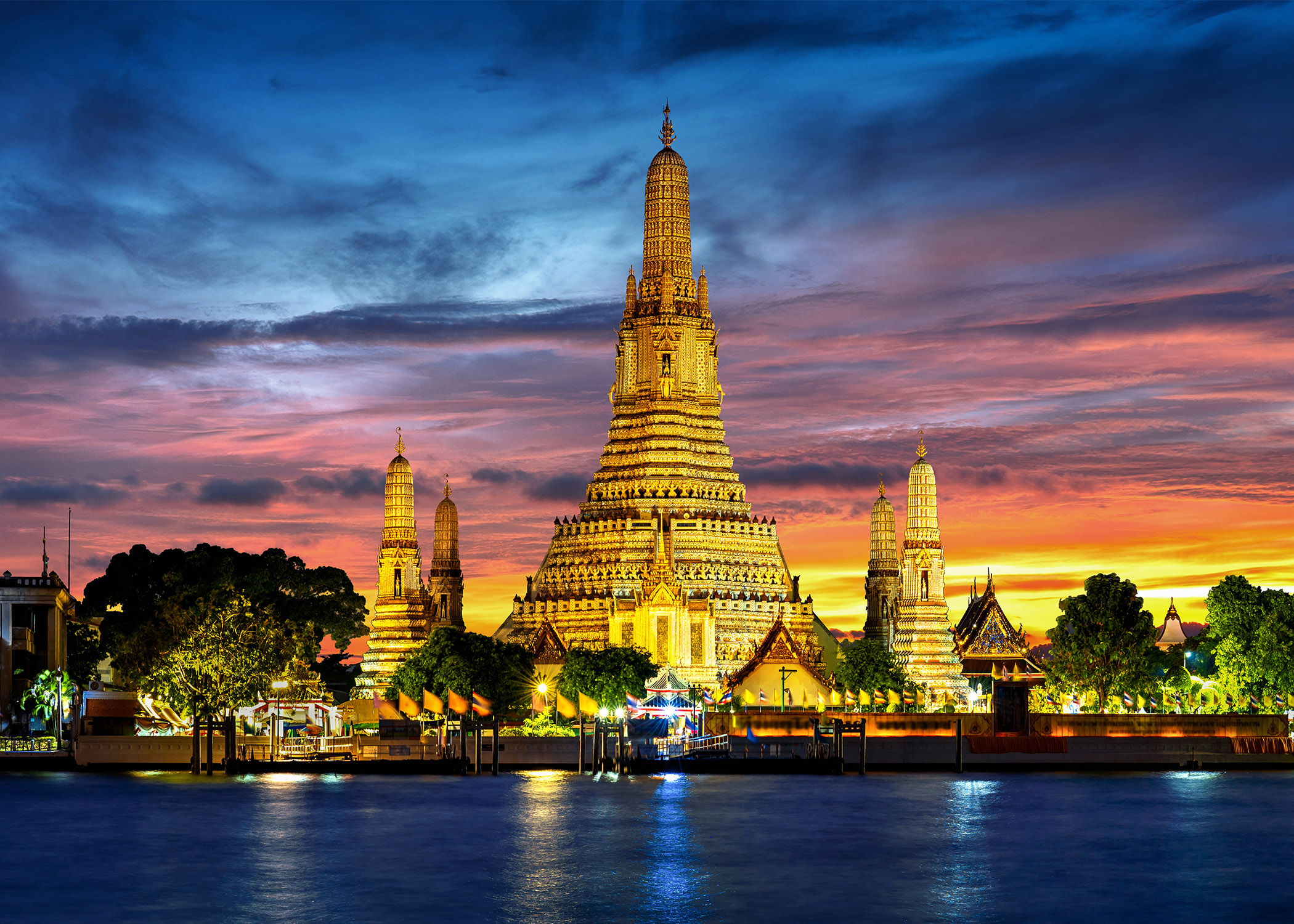 Бангкок болон Фукуок хосолсон